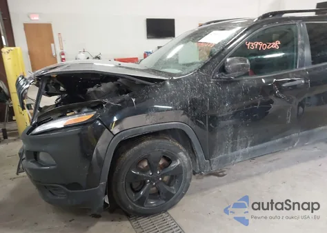 2016 Jeep Cherokee Altitude из США, поврежденный, VIN 1C4PJLAB8GW324012